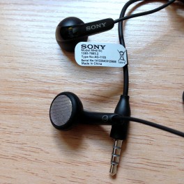 Original Sony Stereo Headset MH410c Handsfree Earphone for Xperia Z1 Z2 Z3 BLACK